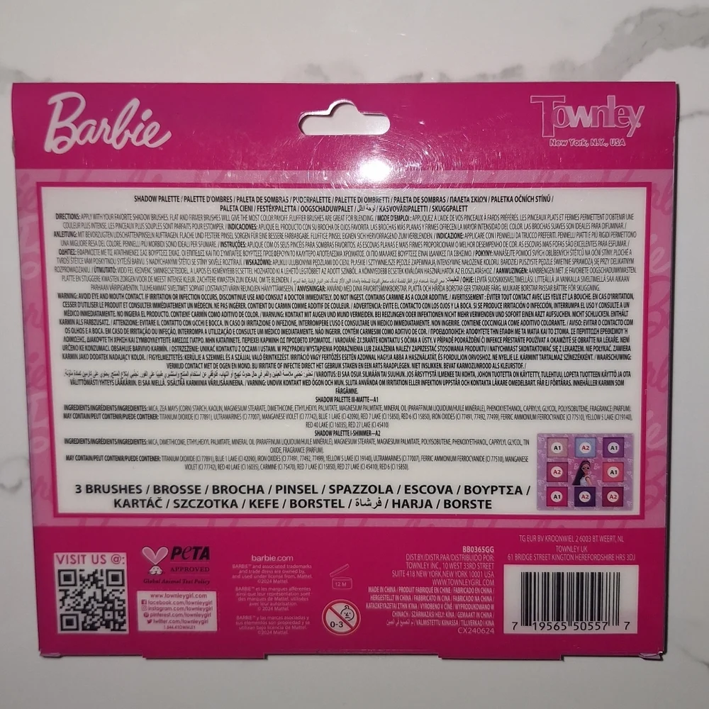 NEW Barbie Townley Eyeshadow Palette with Mirror 3 Piece Makeup Brush Set